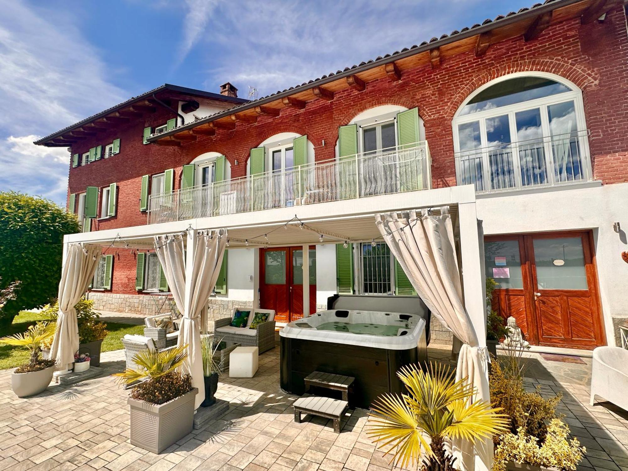 Family Relais La Magnolia Apartment Villanova d'Asti Exterior photo